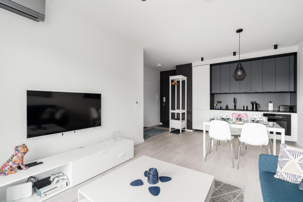 Stara Cegielnia Lake View Apartment By Renters Prestige Poznań Eksteriør bilde