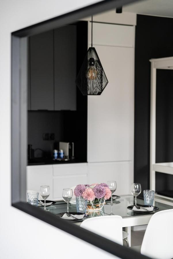 Stara Cegielnia Lake View Apartment By Renters Prestige Poznań Eksteriør bilde